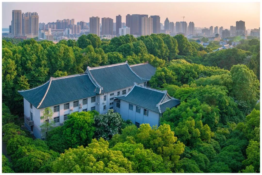 华中师范大学是985还是211